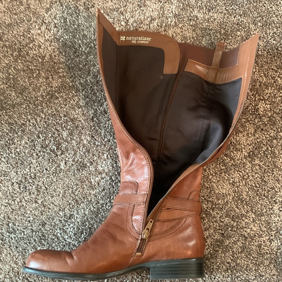 EUC Naturalizer Riding Boots - 7M - Calf Area Stretch Inserts - Picture 5 of 17